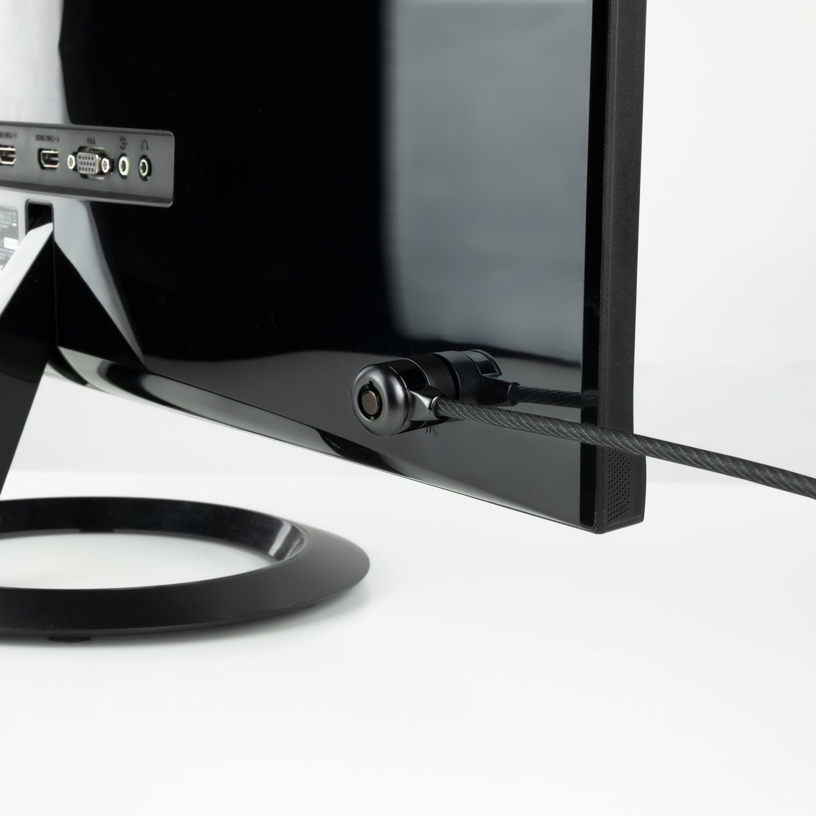 Cable Seguridad Con Llave Para Portátiles 1.5 M - Imagen 4